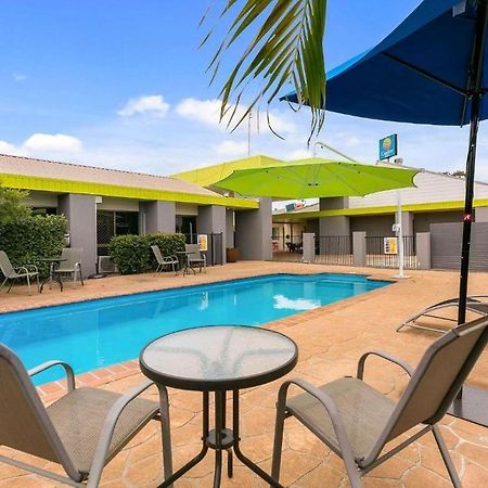 Comfort Inn On Main Hervey Bay Kültér fotó