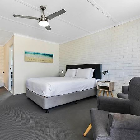 Comfort Inn On Main Hervey Bay Kültér fotó