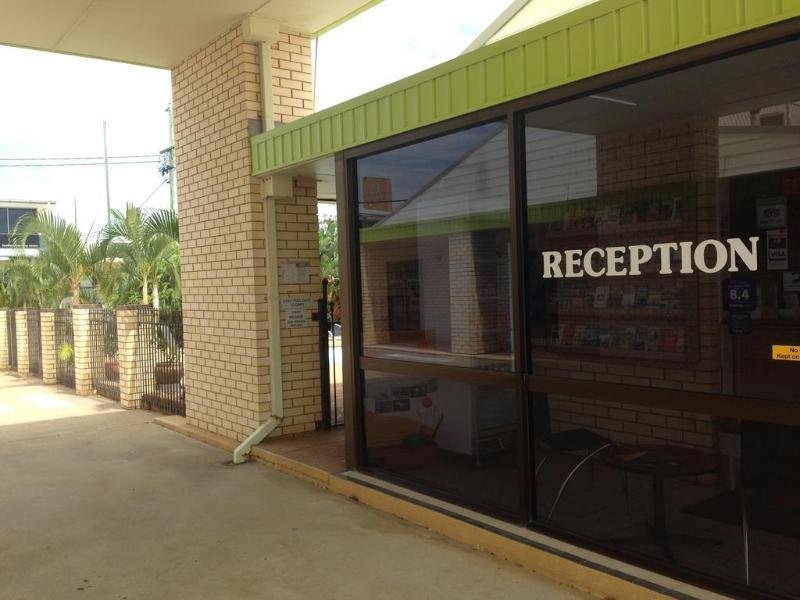 Comfort Inn On Main Hervey Bay Kültér fotó
