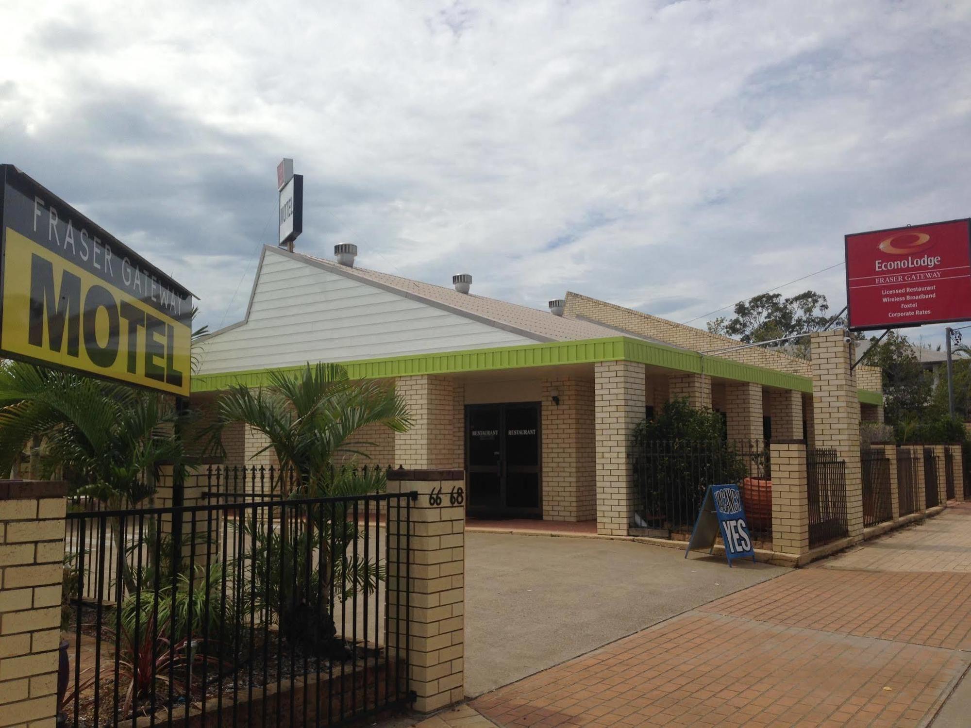 Comfort Inn On Main Hervey Bay Kültér fotó